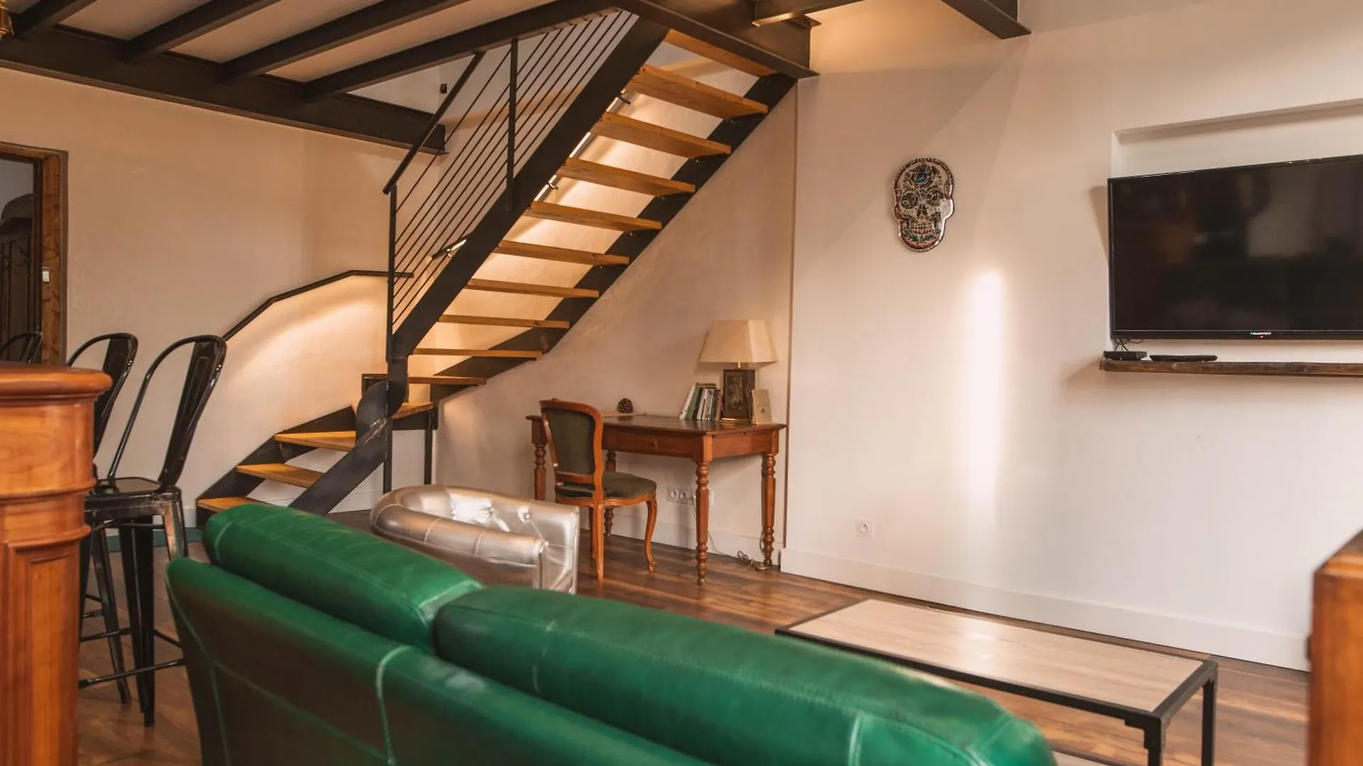 Loft Design Centre Ville Avec Clim Orange  Appartement